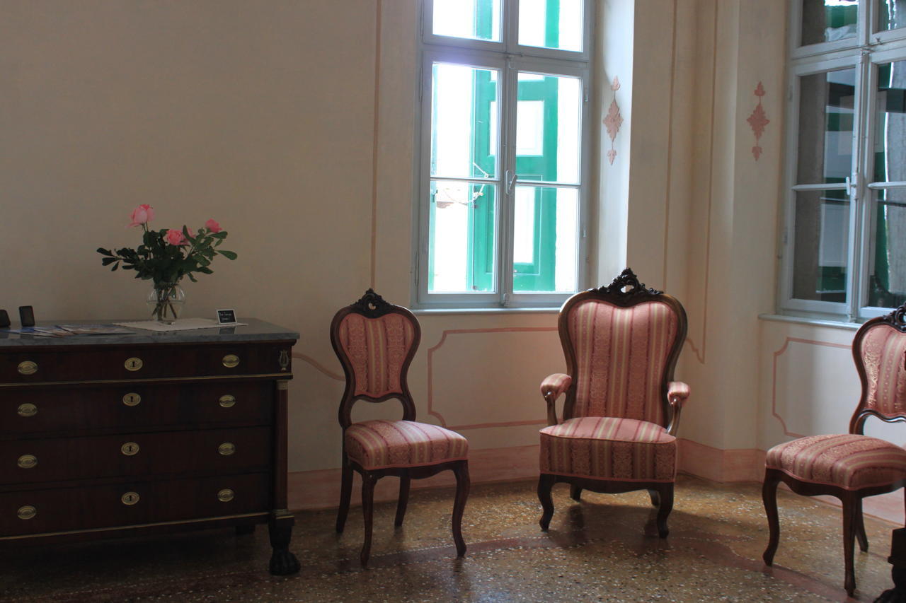 Borgo Palazzo Steffaneo Bed and Breakfast San Vito al Torre Kamer foto
